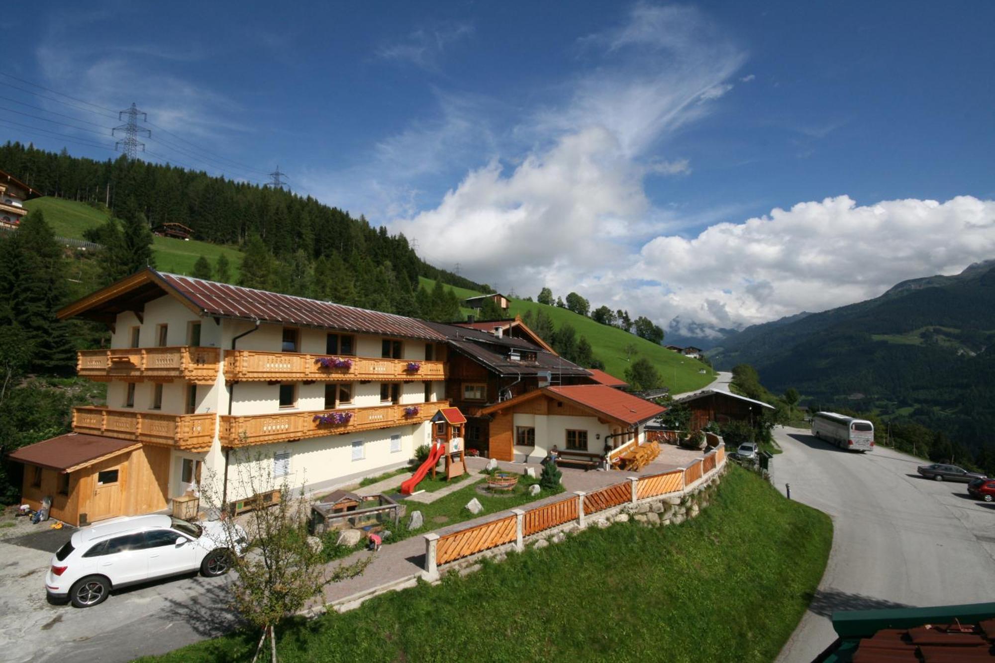 Alpengasthof Enzianhof Zell am Ziller Luaran gambar