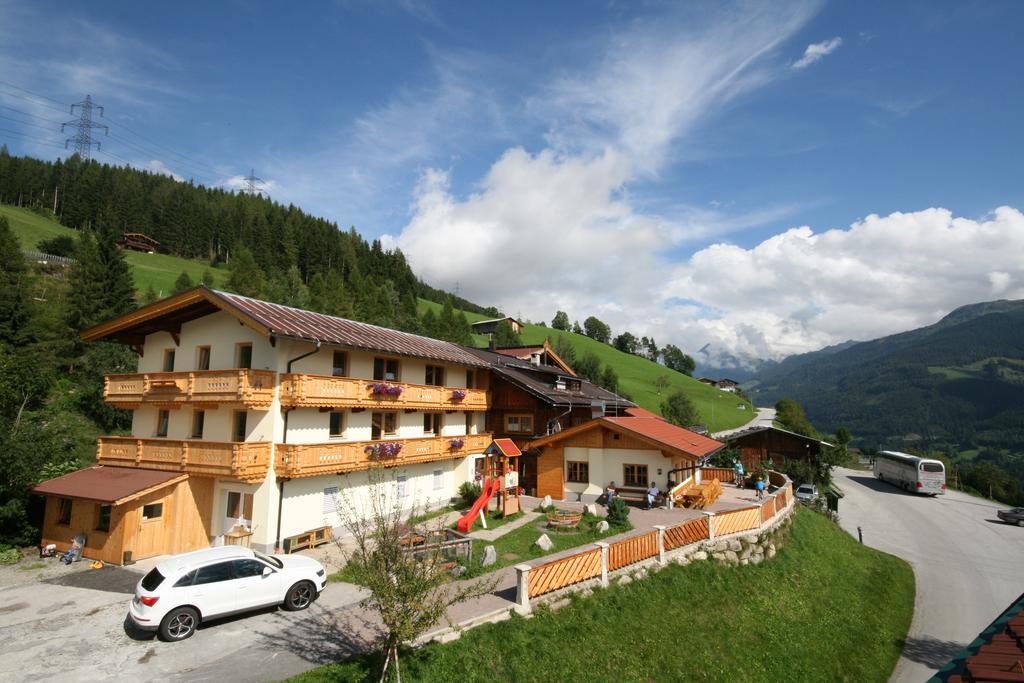 Alpengasthof Enzianhof Zell am Ziller Luaran gambar
